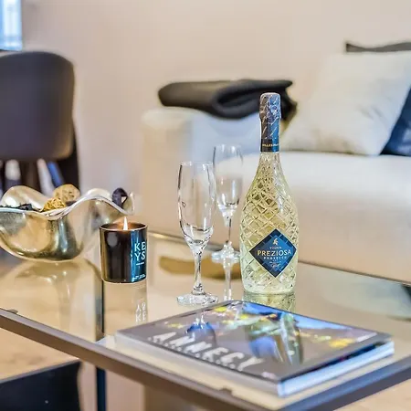 Le Chicissime, Coeur Du Village, Lla Selections By Location Annecy بيت للعطل تالوار